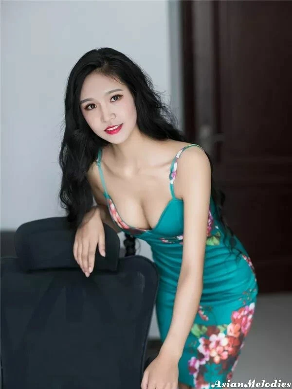 Aly Profile image 1