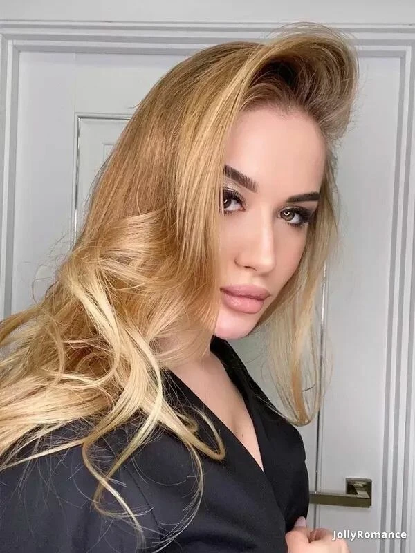 Ekaterina Profile image 3