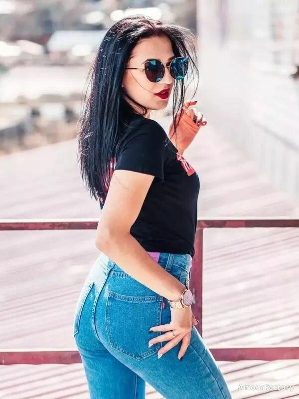 Nadezhda, 26