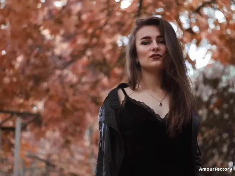 Larisa Profile image 4