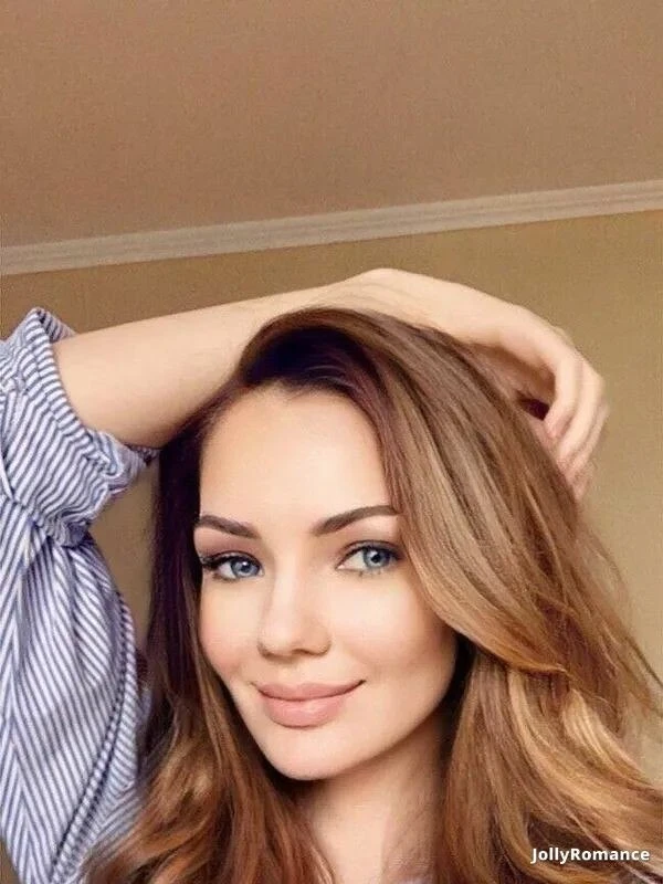 Yana Profile image 4