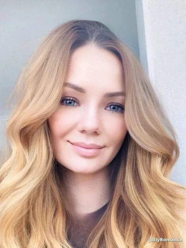 Yana Profile image 1