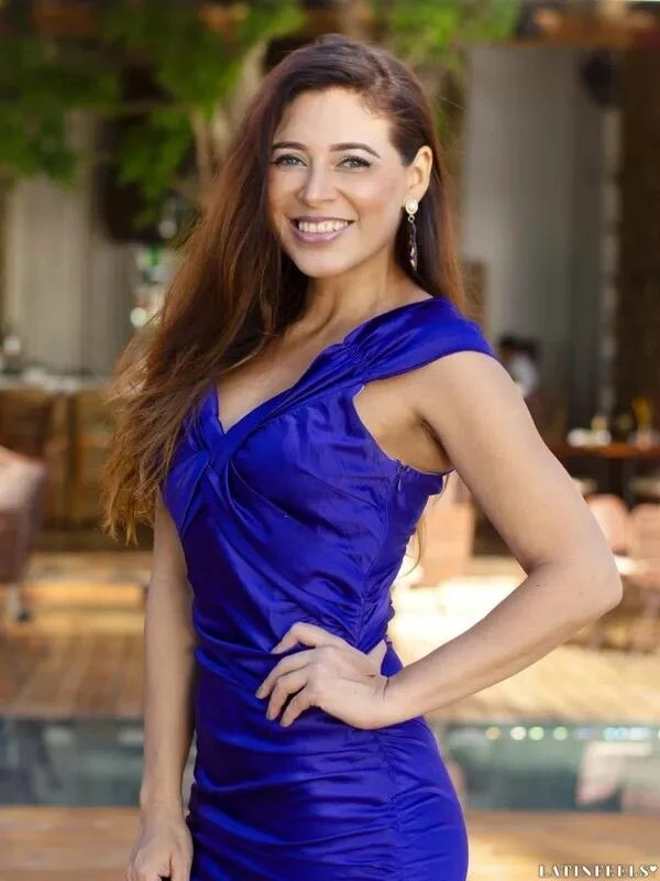 Nadia Profile image 4
