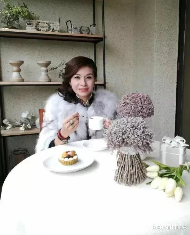 Yuxuan Li Profile image 4