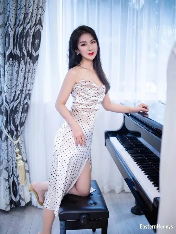 Jiying Profile image 1